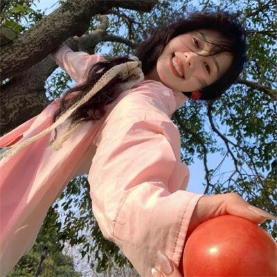 哈里如何变成一棵树